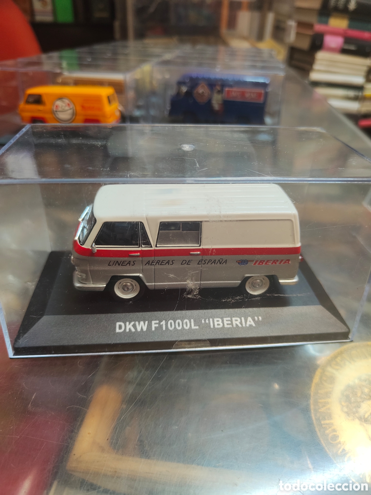 Coches a escala: DKW F1000L Iberia IXO