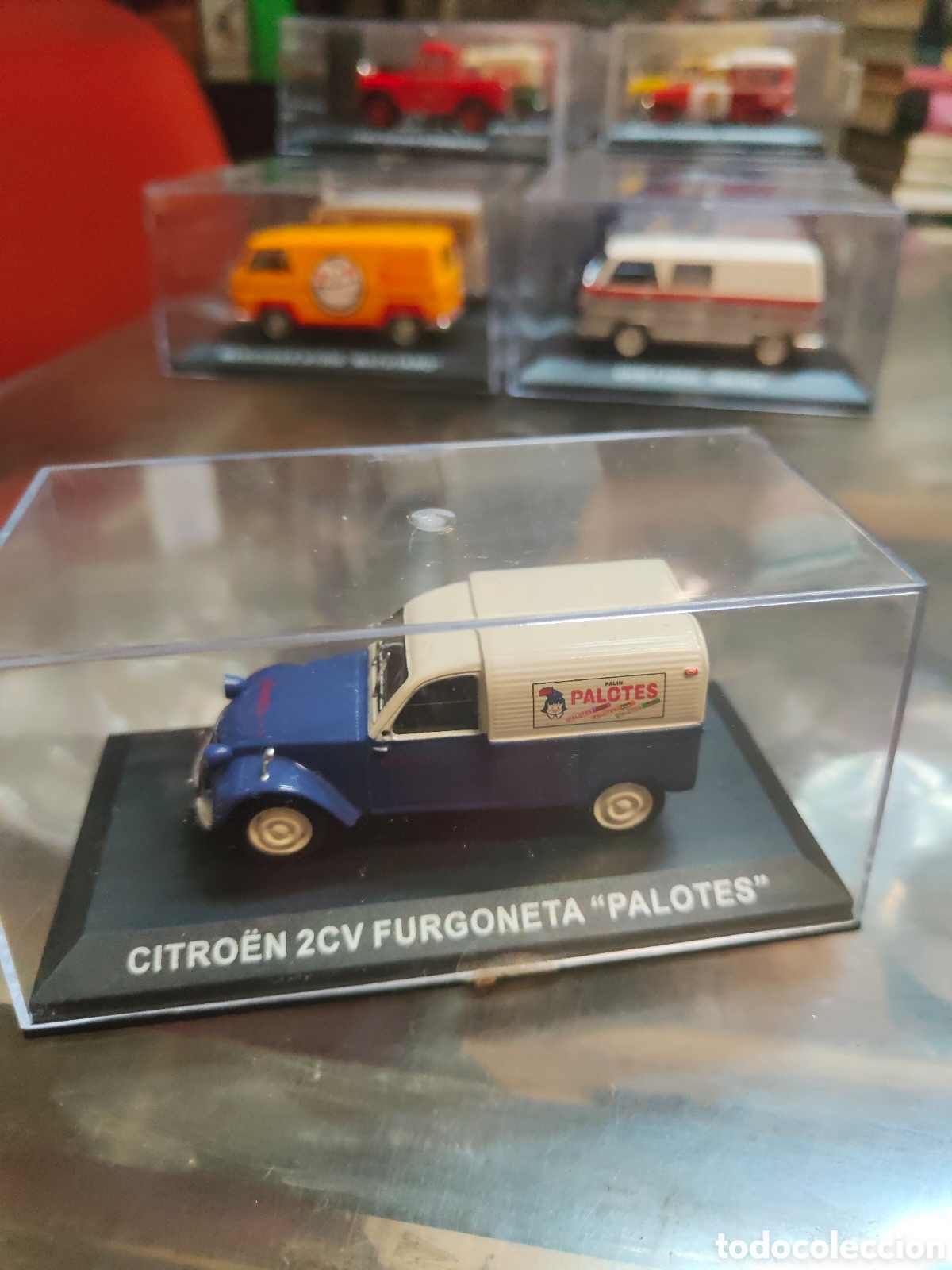 Coches a escala: Citro&euml;n 2 CV Furgoneta Palotes IXO