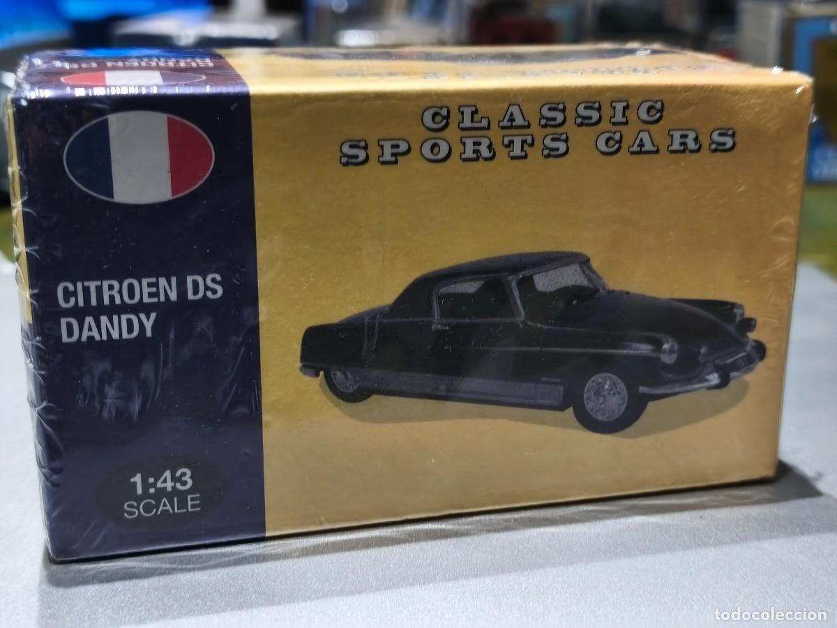 Coches a escala: Citro&euml;n DS Le Dandy. Escala 1/43. Classic Sports Cars. Atlas. Nuevo sin abrir.