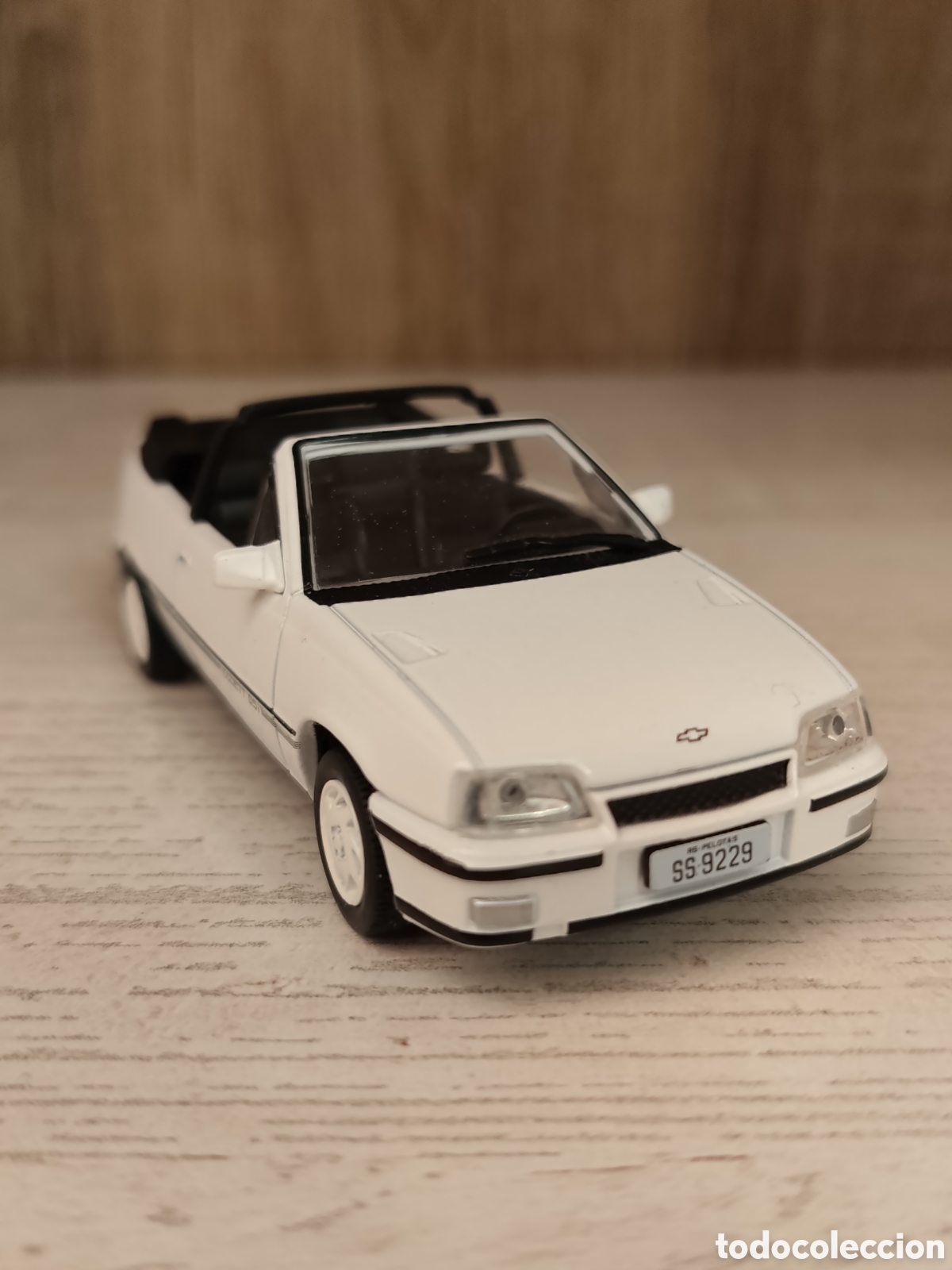 Coches a escala: OPEL / CHEVROLET KADETT GSI CABRIO