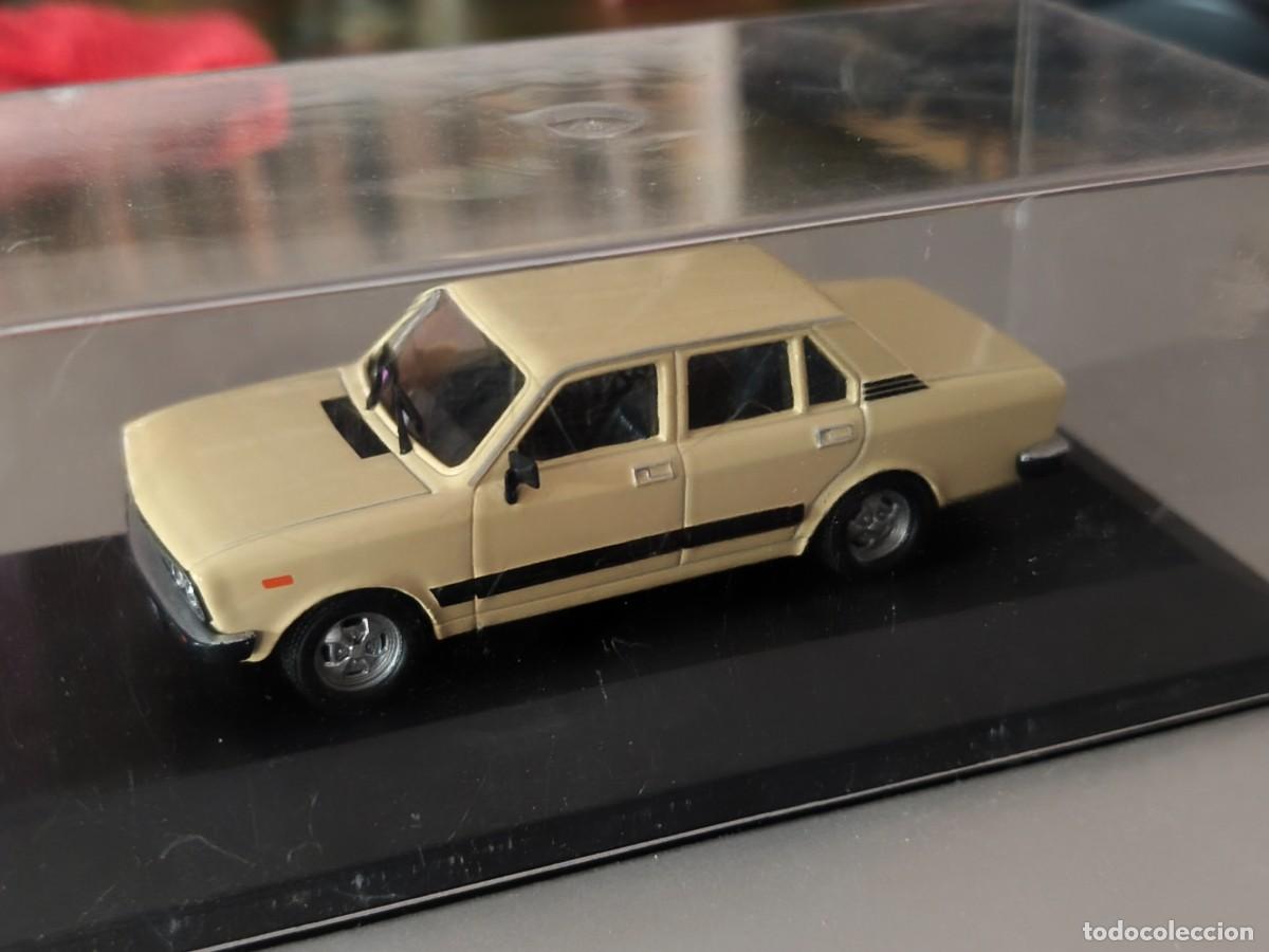 Modellautos: Fiat 132 P 2000. Escala 1/43. Color Crema. Ist