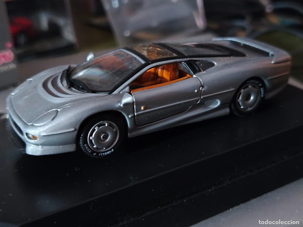 Coches a escala: Jaguar XJ 220. Escala 1/43. (1992) DetailCars Art. 170.