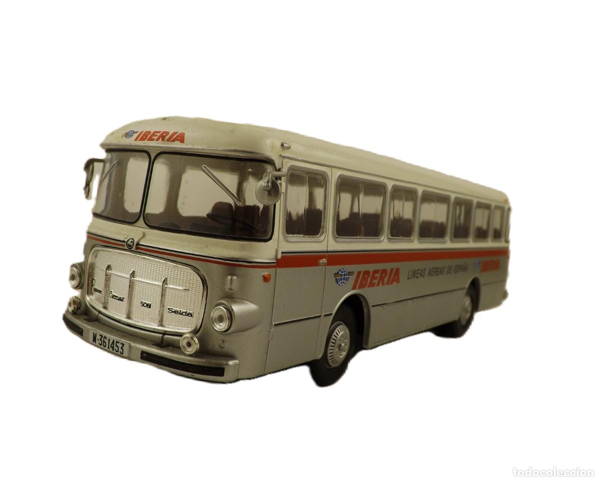 Coches a escala: Pegaso Comet Autob&uacute;s Iberia l&iacute;neas a&eacute;reas