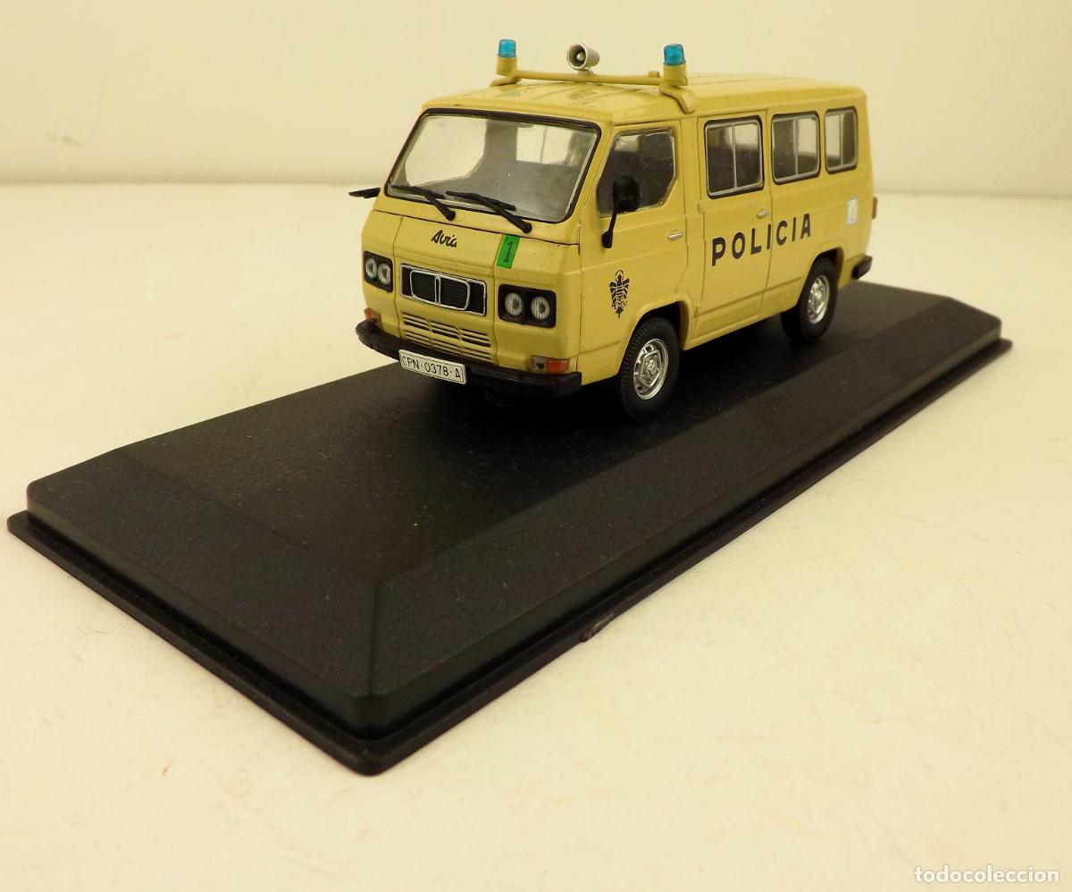 Coches a escala: Avia 1250 Polic&iacute;a Nacional Escala 1:43