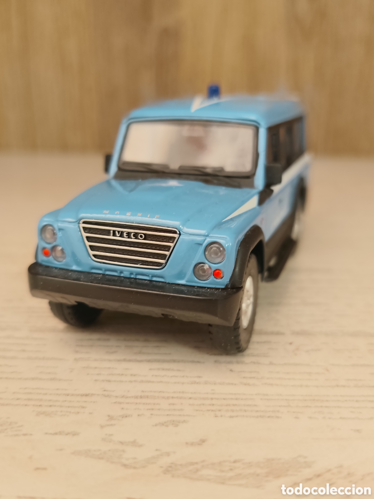 Coches a escala: IVECO MASSIF POLIZIA. - Foto 4