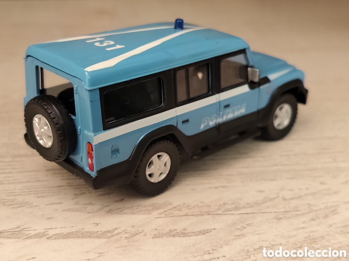 Coches a escala: IVECO MASSIF POLIZIA. - Foto 5