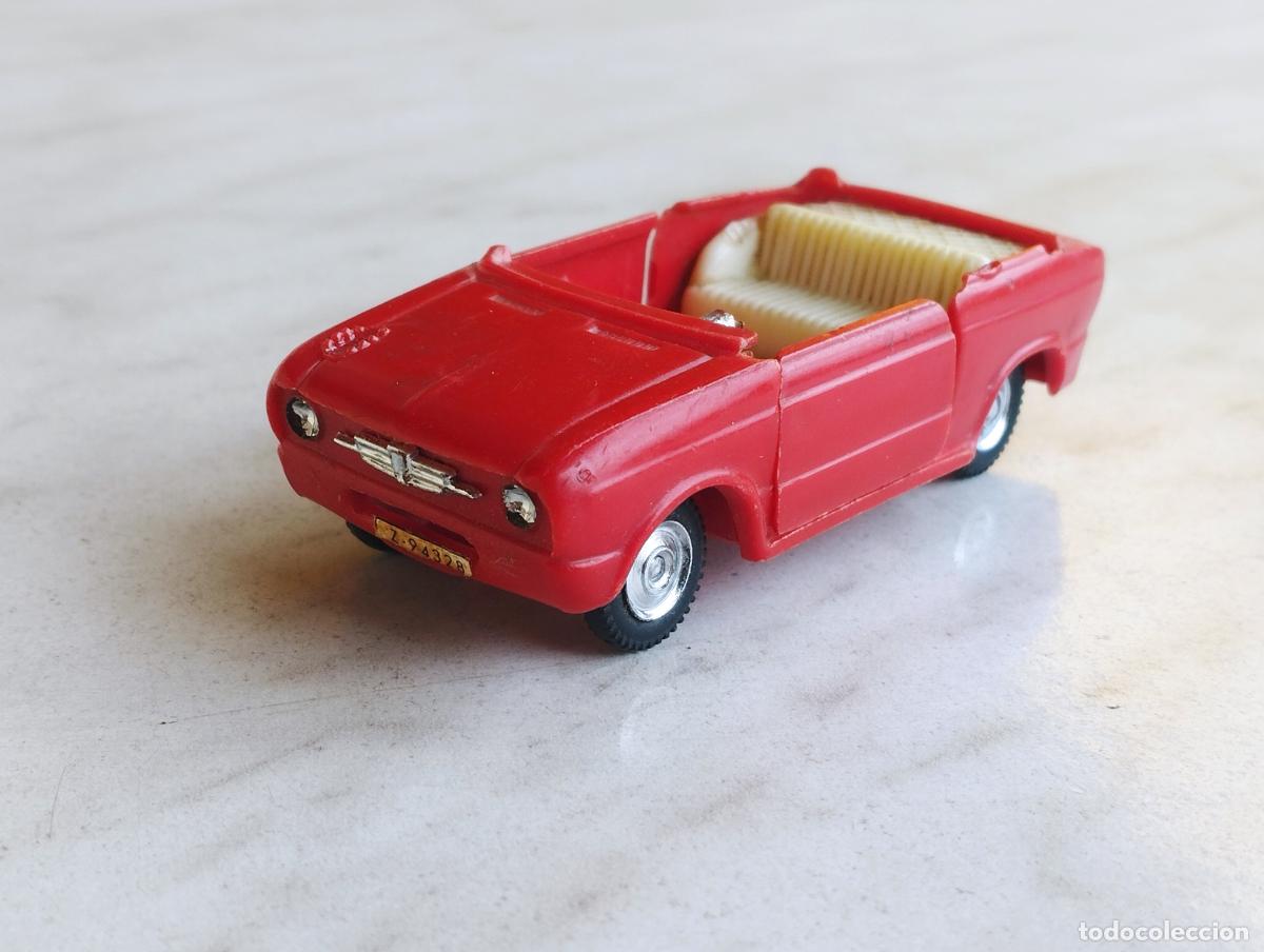 Coches a escala: DESGUACE SEAT 850 BERLINA NACORAL CHIQUI CARS CHIQUICARS 1,43