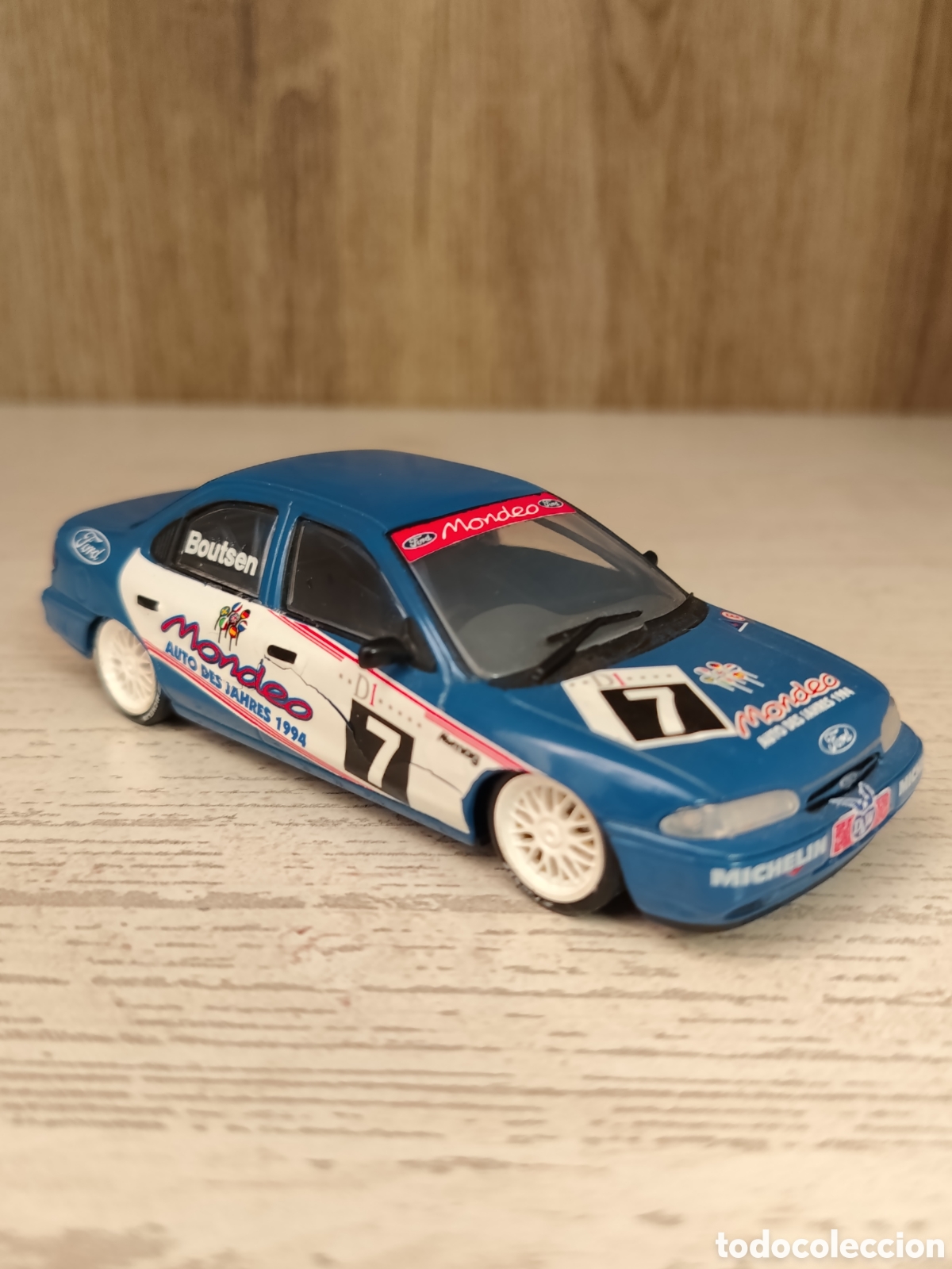 Coches a escala: FORD MONDEO CAMPEONATO TURISMOS