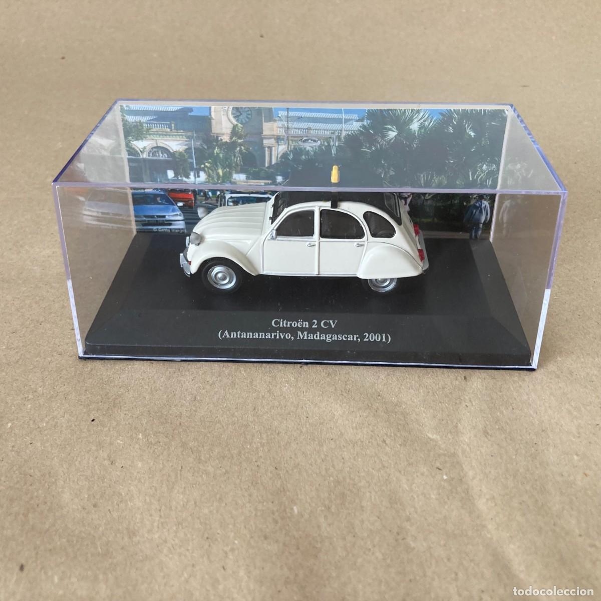 Coches a escala: COCHE COLECCCI&Oacute;N TAXIS DEL MUNDO, CITRO&Euml;N 2 CV ANTANANARIVO MADAGASCAR 2001 IXO ALTAYA, ESCALA 1/43