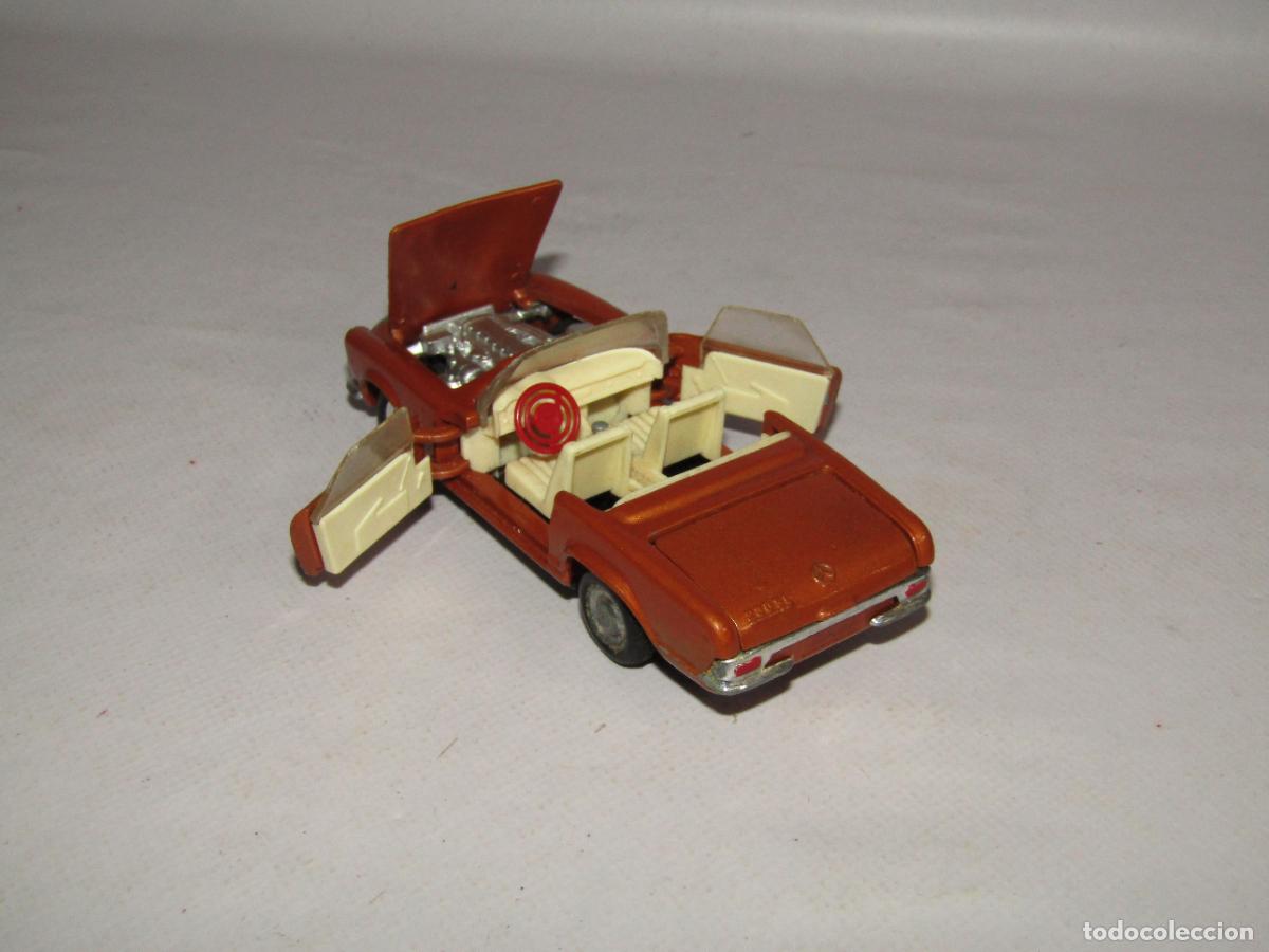Coches a escala: Antiguo MERCEDES-BENZ 230 SL en Escala 1/43 de Miniaturas JOAL