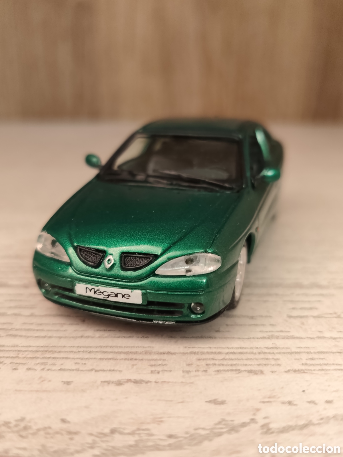 Coches a escala: RENAULT MEGANE I COUP&Eacute; - Foto 4