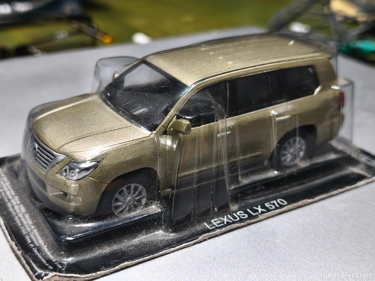 Coches a escala: Lexus LX 570. Escala 1/43. Altaya.