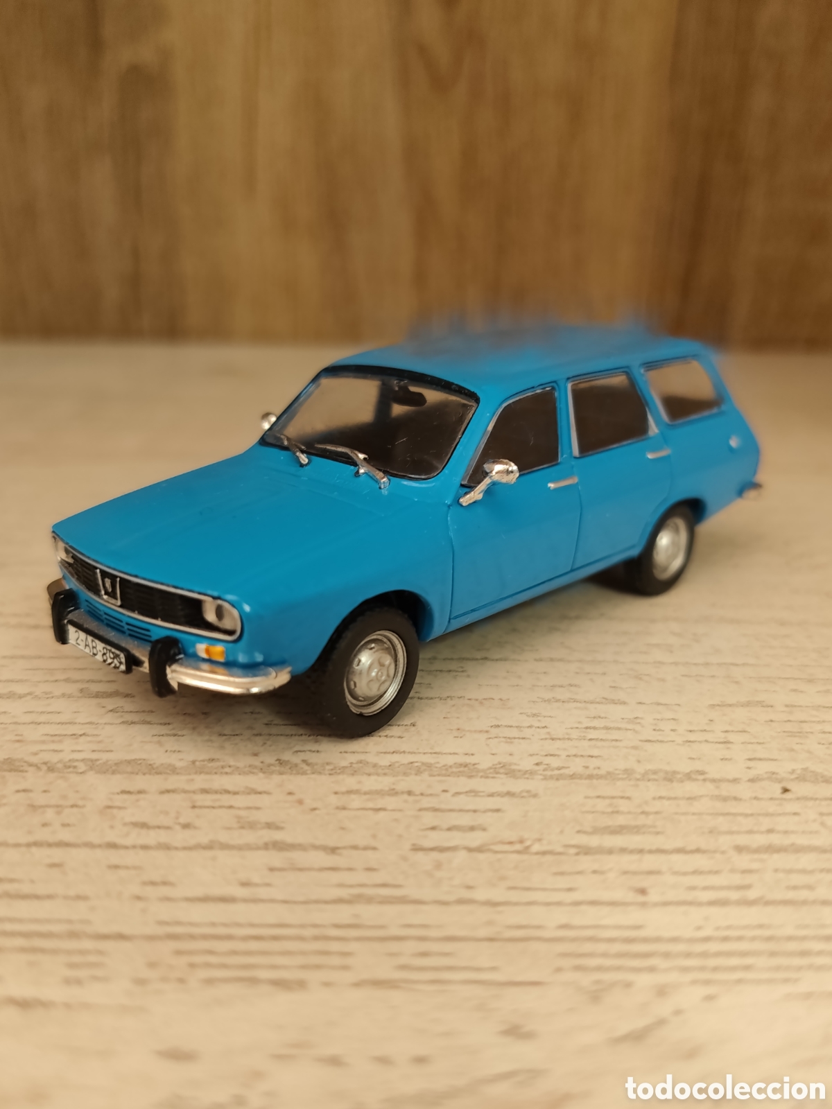 Coches a escala: DACIA / RENAULT 12 RANCHERA - Foto 1