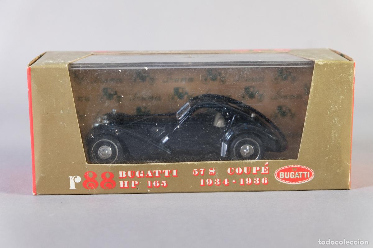 Coches a escala: R&eacute;plica coche Bugatti 57 S Coup&eacute; HP 165 1934-1936 - BRUMM escala 1:43 (r88) - en su caja
