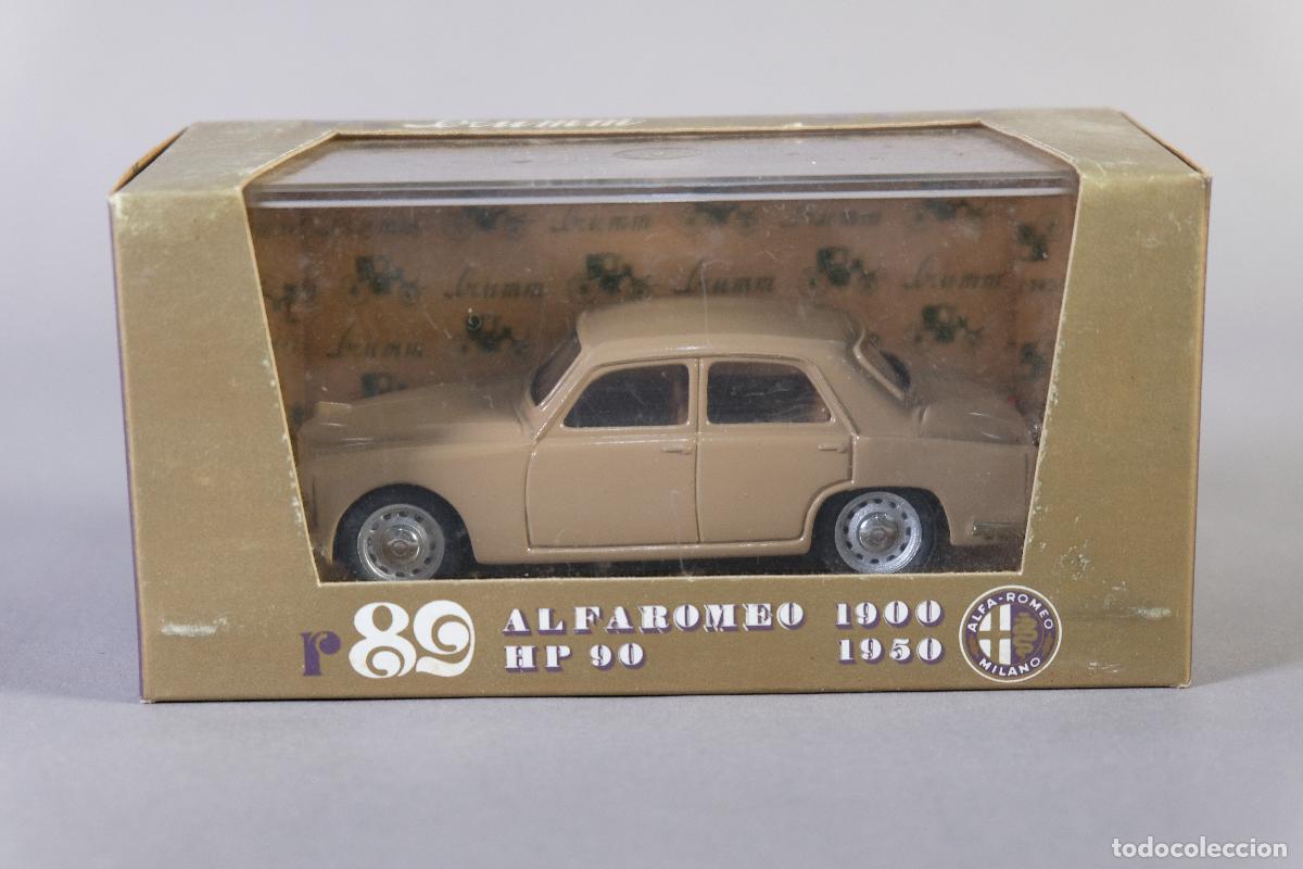 Coches a escala: R&eacute;plica coche Alfa Romeo 1900 HP 90 1950 - BRUMM escala 1:43 (r89) - en su caja