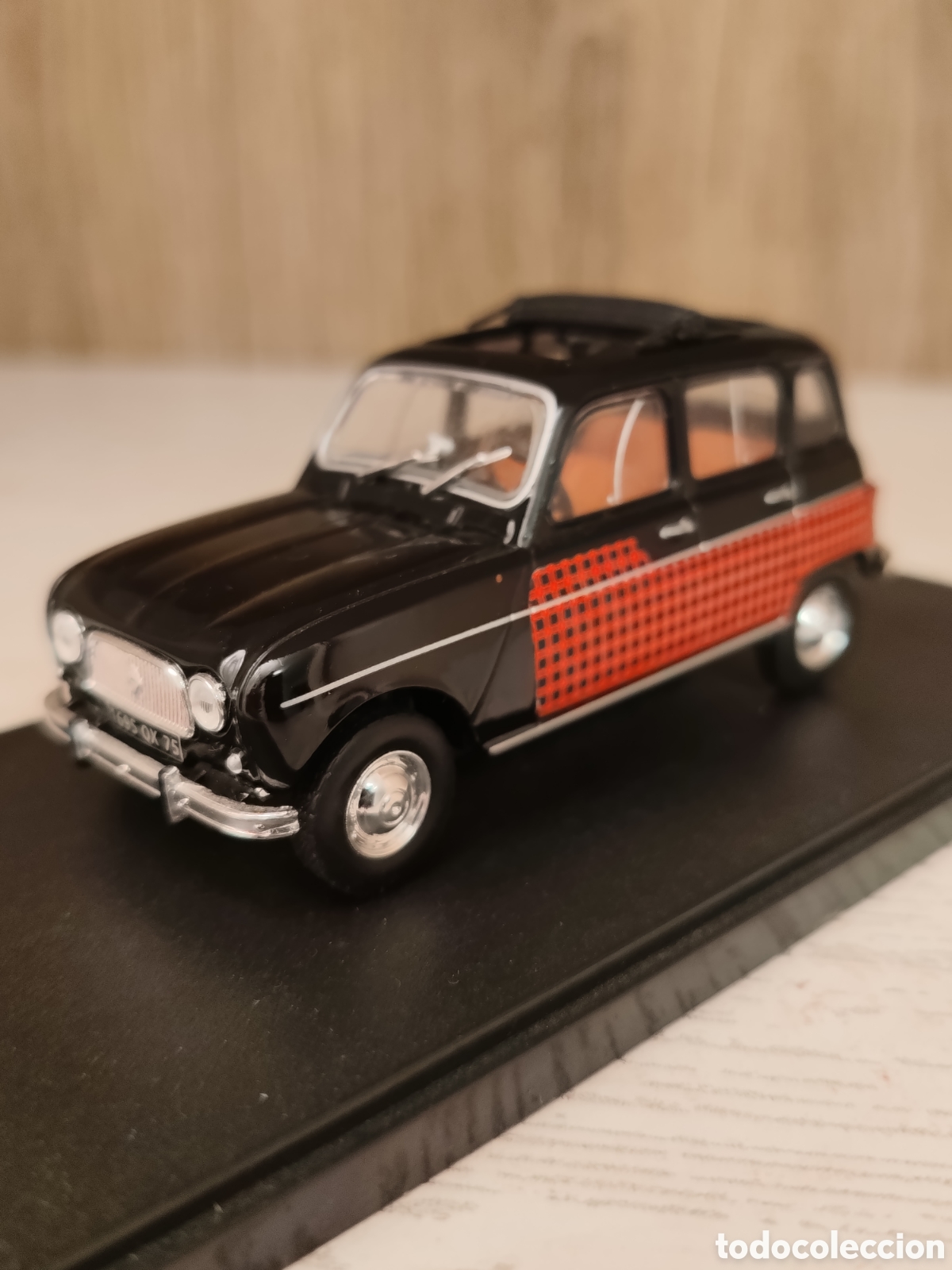 Coches a escala: RENAULT 4L LE PARISIENNE - Foto 4
