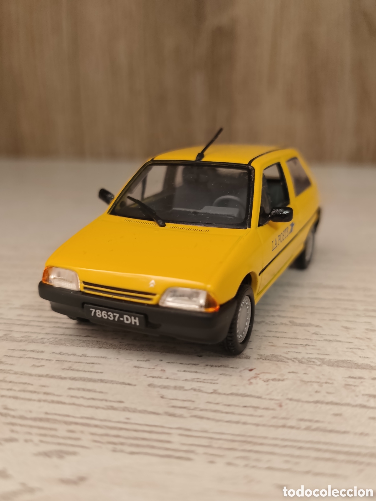 Coches a escala: CITRO&Euml;N AX 1.1i LA POSTE - Foto 4