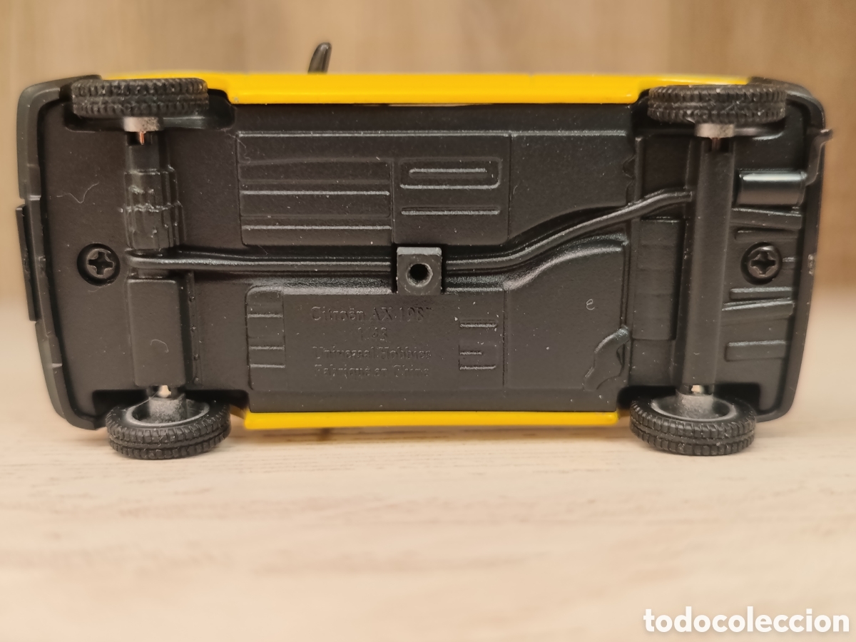 Coches a escala: CITRO&Euml;N AX 1.1i LA POSTE - Foto 6