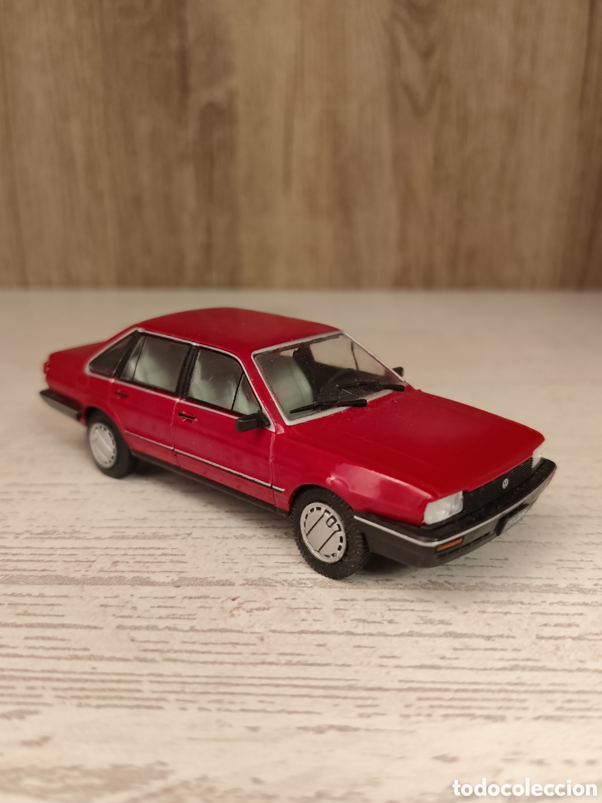 Coches a escala: VOLKSWAGEN SANTANA / CARAT CD