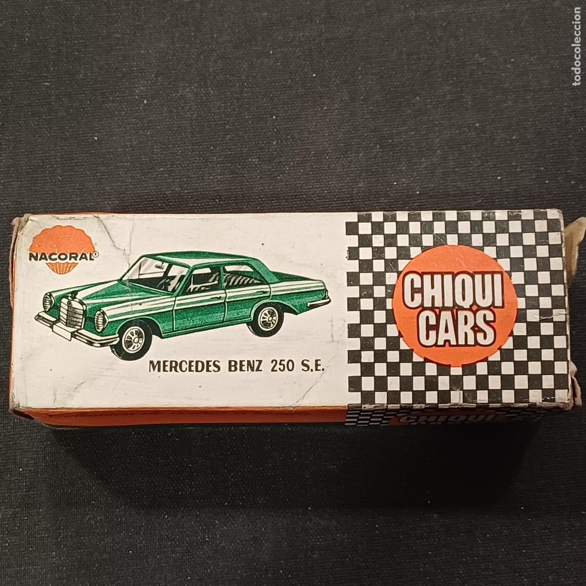 Auto in scala: MERCEDES BENZ 250 S.E. EN CAJA DE NACORAL/CHIQUI CARS/ESCALA 1/42 EN PLASTICO.