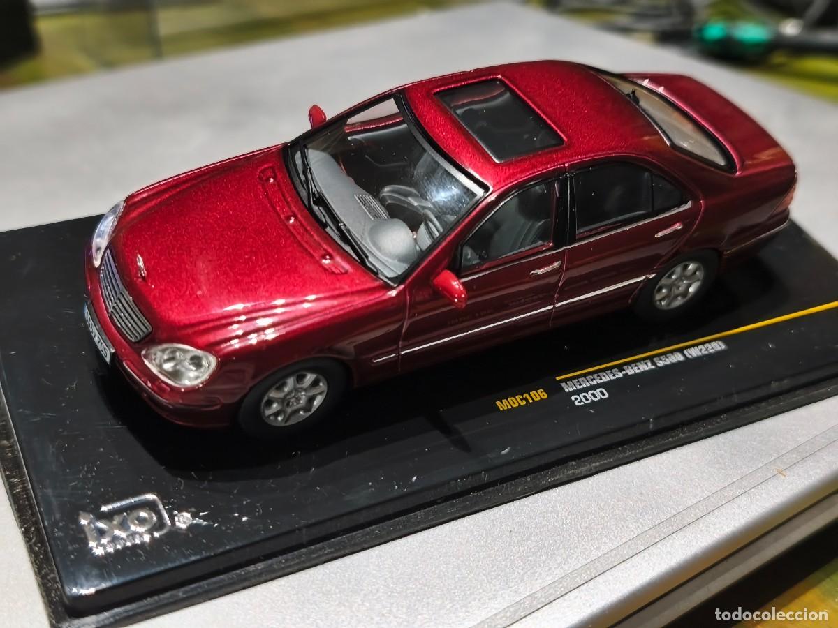 Auto in scala: Mercedes-Benz S500 (W220) 2000. Escala 1/43. IXO MOC106