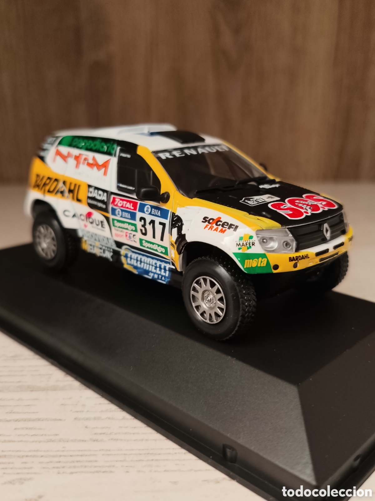 Coches a escala: DACIA / RENAULT DUSTER DAKAR - Foto 4