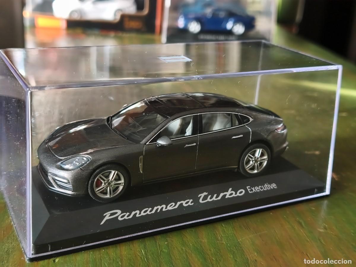Coches a escala: Porsche Panamera Turbo Executive. Escala 1/43. Herpa Original Porsche.