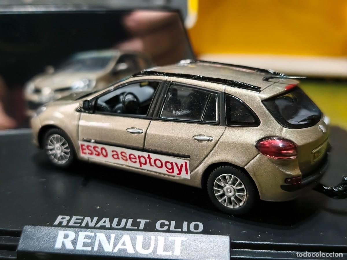Coches a escala: Renault Clio Estate &rdquo;Tuneado&rdquo;. Beige cendre .Escala 1/43. Norev 7711425964