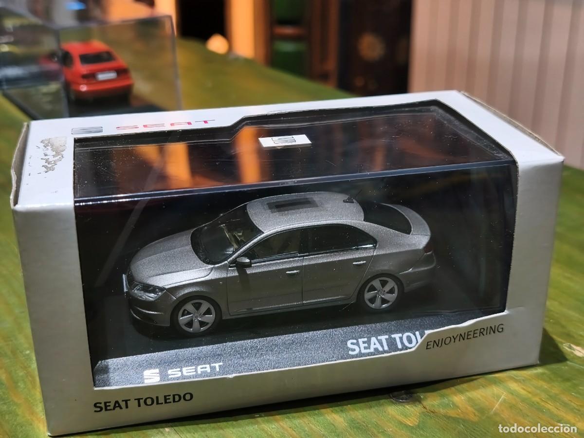 Coches a escala: Seat Toledo. Escala 1/43. IXO.