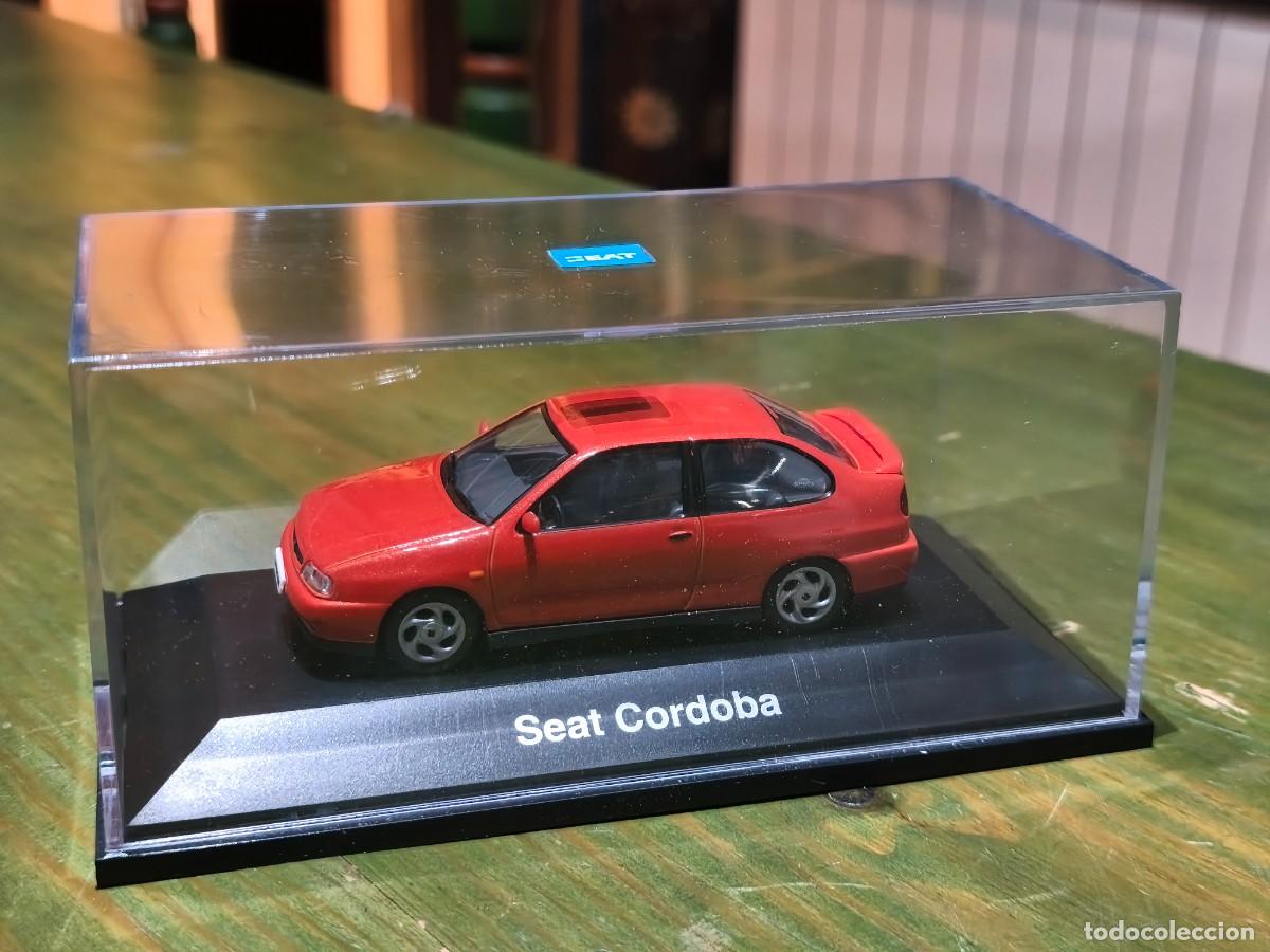 Coches a escala: Seat Cordoba. Escala 1/43. Herpa.