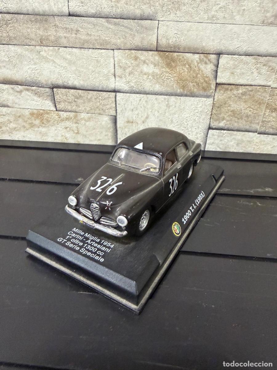 Coches a escala: Bonito coche a escala 1/43