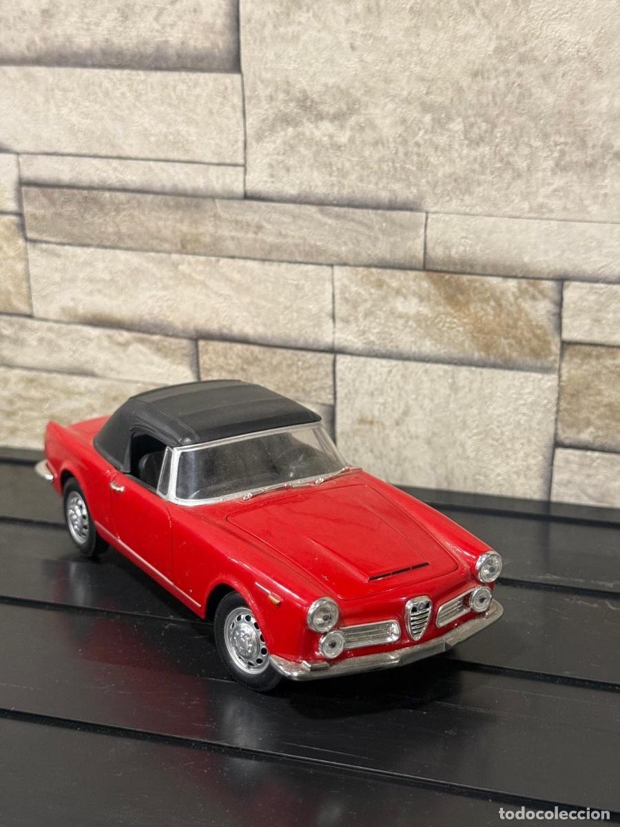 Coches a escala: Bonito coche a escala 1/43