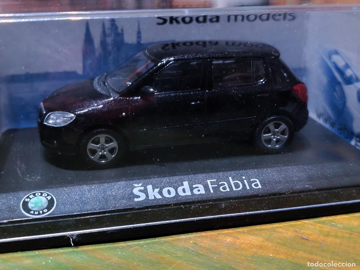 Coches a escala: &Scaron;koda Fabia Black Magic. Escala 1/43. Abrex .Original &Scaron;koda.