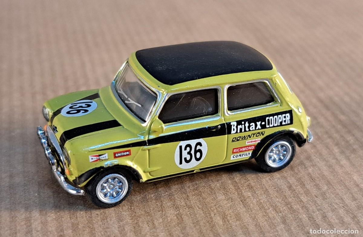 Coches a escala: Schuco Morris mini Britax - Cooper kel 236, escala 1:43