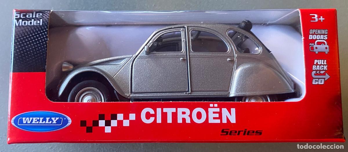 Coches a escala: Citroen 2CV, el m&iacute;tico 2 Caballos. Coche metal a escala diecast. Marca Welly. Nuevo en caja.