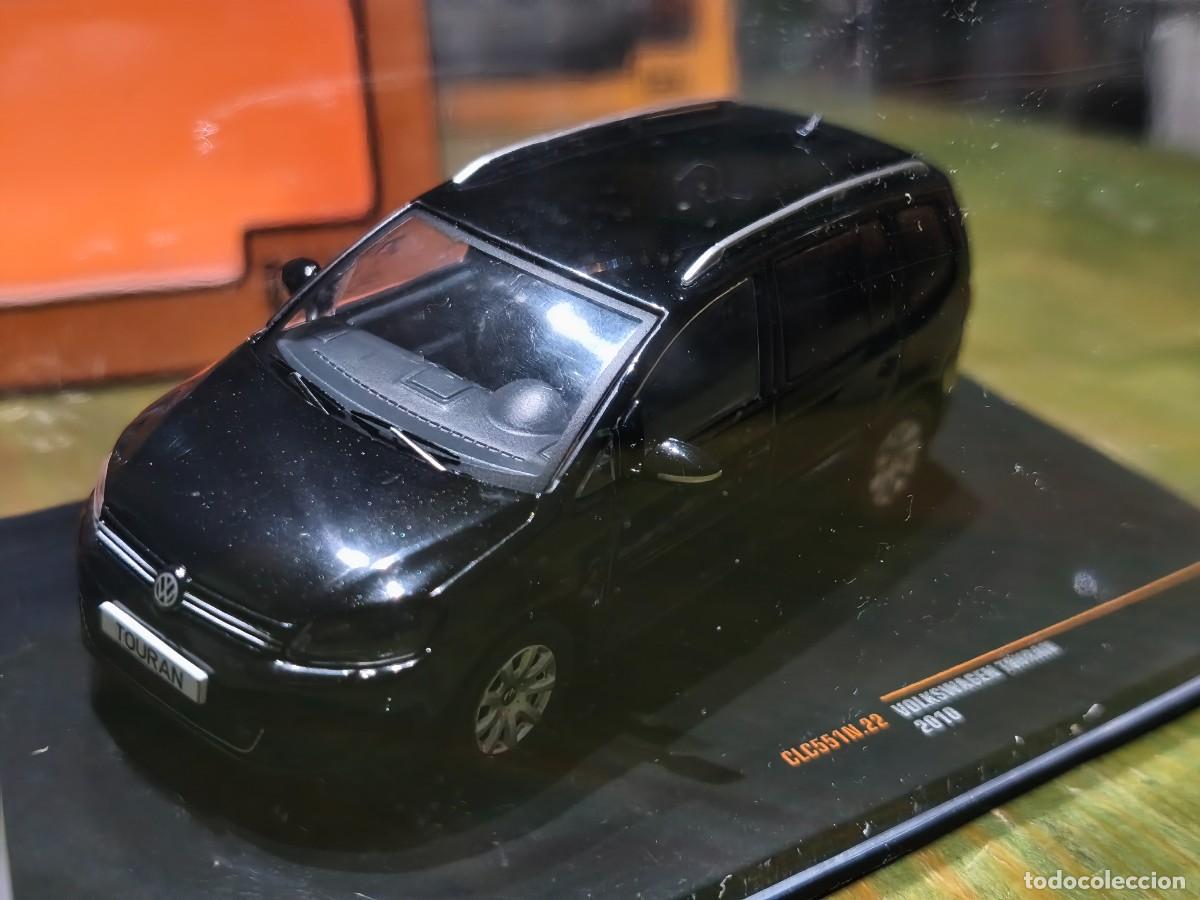 Coches a escala: Volkswagen Touran TSI. Escala 1/43. IXO CLC551N.22