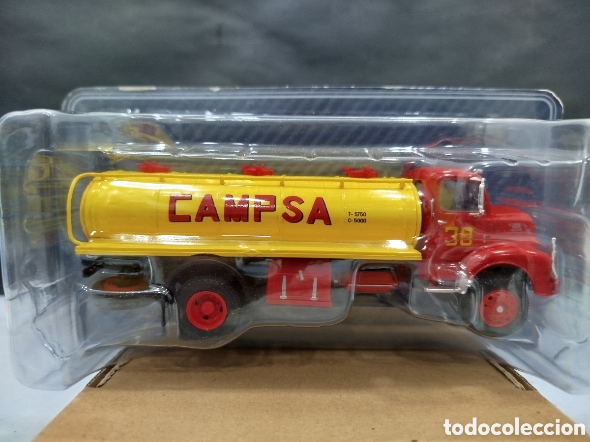 Coches a escala: Cami&oacute;n cisterna Leyland Comet (1959) de CAMPSA