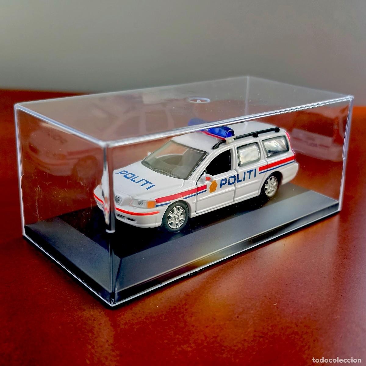 Coches a escala: Volvo V70 Norvegian police &middot; HONGWELL &middot; Escala 1/43