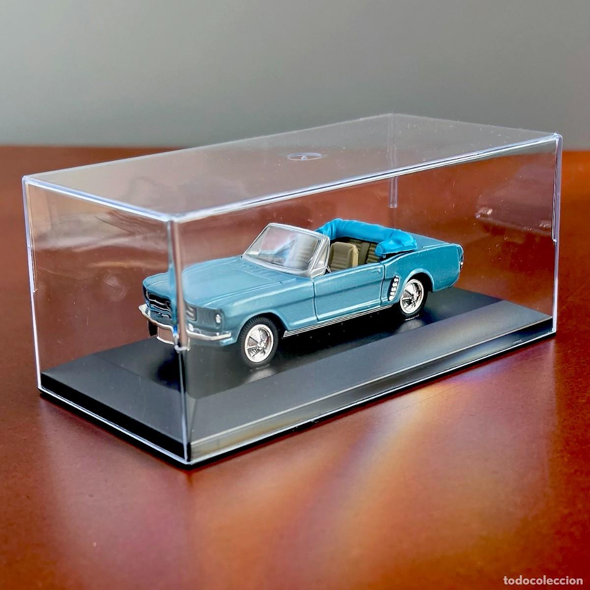 Coches a escala: Ford Mustang Convertible &middot; NEW RAY &middot; 1/43