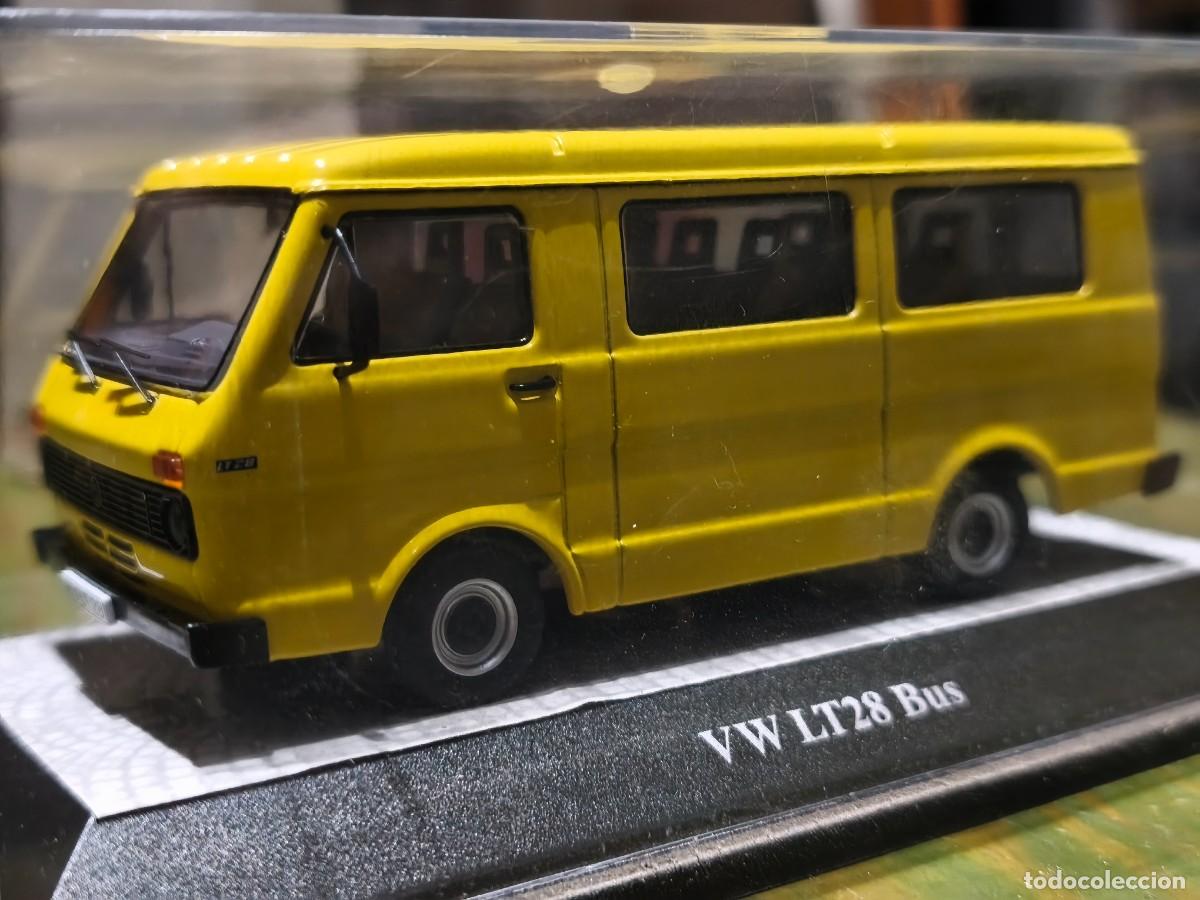 Coches a escala: Volkswagen LT28 Bus.(1975) Escala 1/43. Premium Classixxs 13350. Edici&oacute;n Limitada a 1000 unidades.