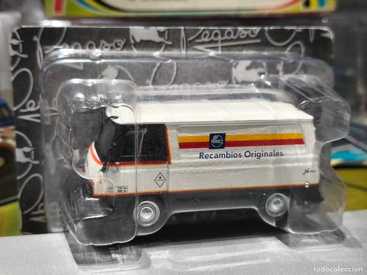Coches a escala: Austin Pegaso Sava J4 Escala 1/43 Recambios Originales Pegaso. Salvat.