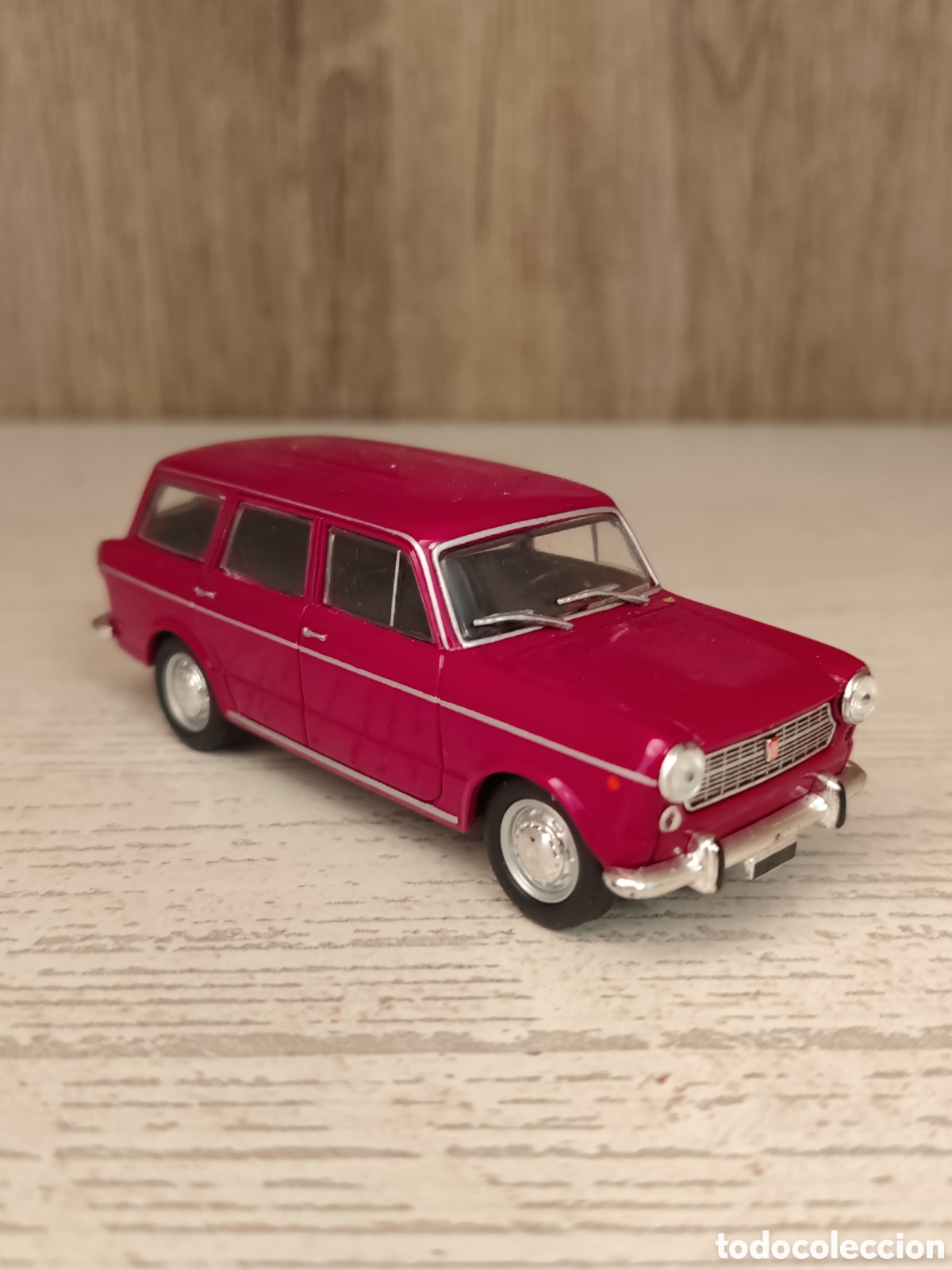 Coches a escala: FIAT 1100R FAMILIAR '66