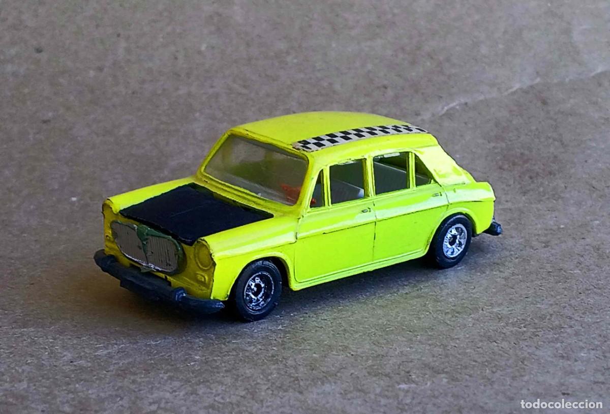 Coches a escala: MORRIS 1100 MG. GUISVAL. A&Ntilde;OS 70. 1/64 MADE IN SPAIN .