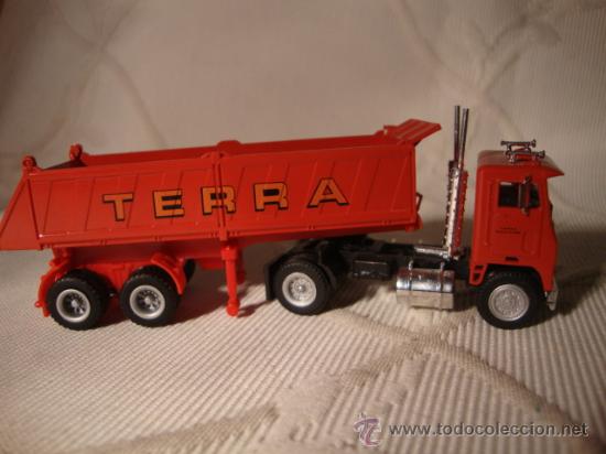 Coches a escala: Camioncito TERRA. - Foto 1
