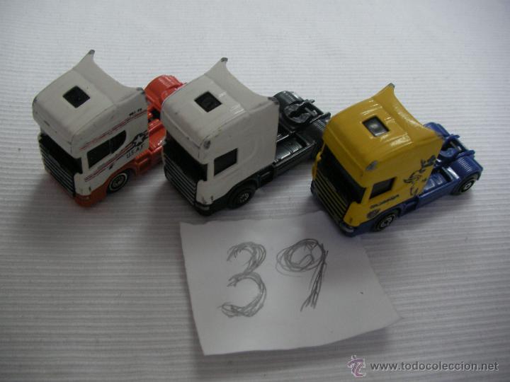 Coches a escala: LOTE DE CAMIONES VARIOS - Foto 1