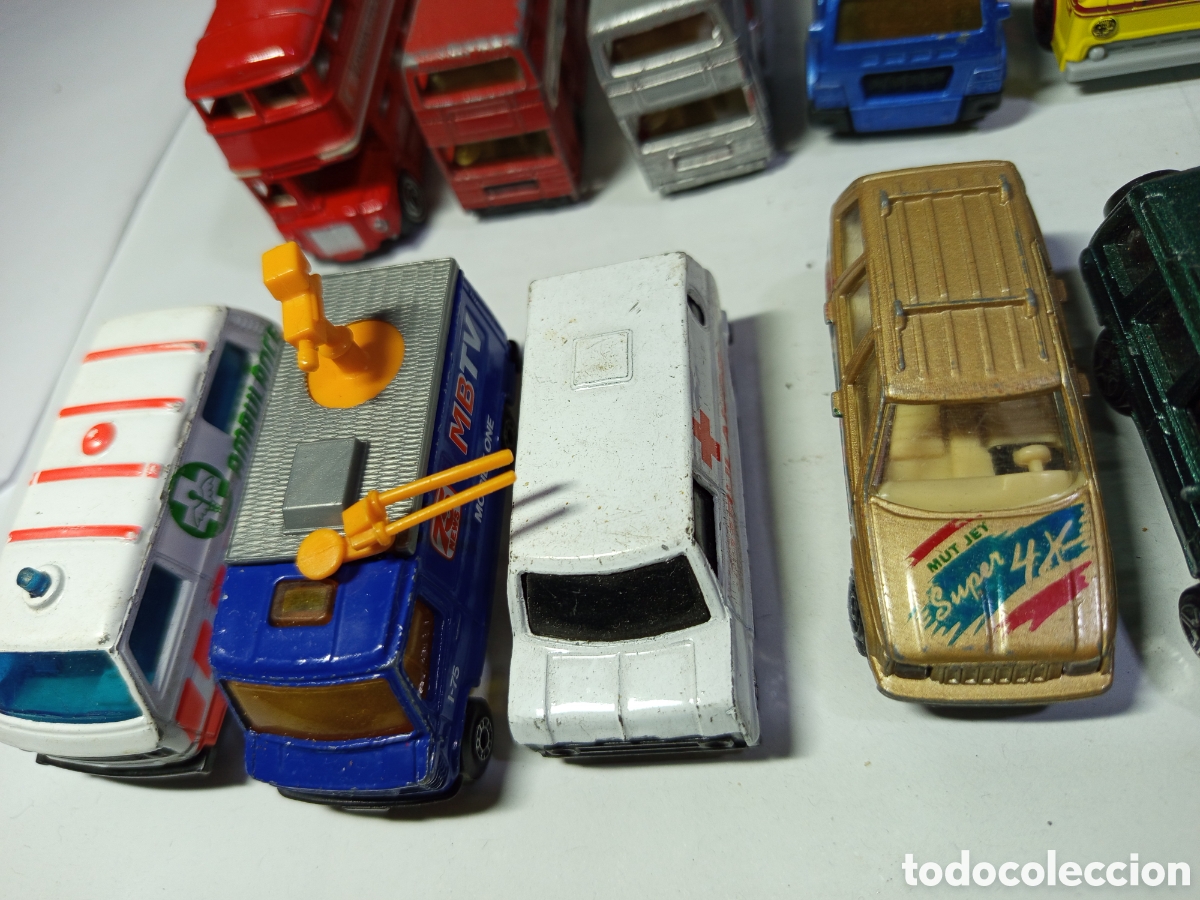 Coches a escala: Varios veh&iacute;culos Matchbox - Foto 6