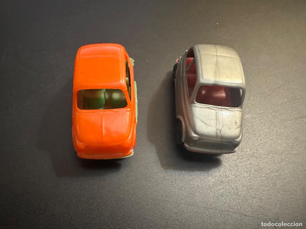 Coches a escala: Lote 2 Fiat 500 Nuova en escala 1:72 fabricado por CGGC Grisoni en Italia , a&ntilde;o 1970