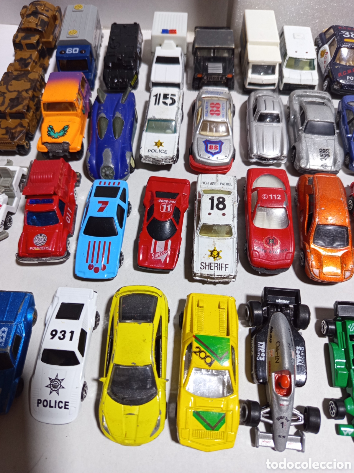 Coches a escala: 38 coches de juguete - Foto 3