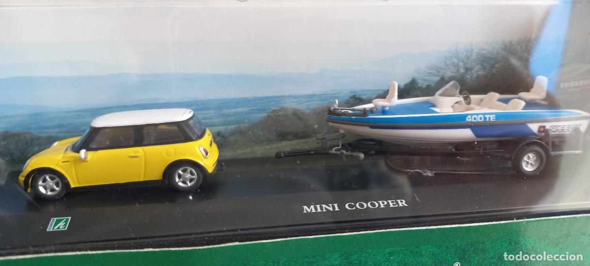 Coches a escala: CARARAMA COCHE + REMOLQUE CON LANCHA MINI COOPER AMARILLO. ESCALA 1/72 CAR+TRAILER BOAT.