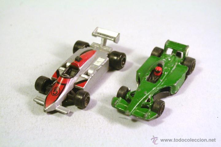 Model cars Hot Wheels: Lote de 2 coches de Formula. Escala aprox 1/50. Ver descripci&oacute;n.